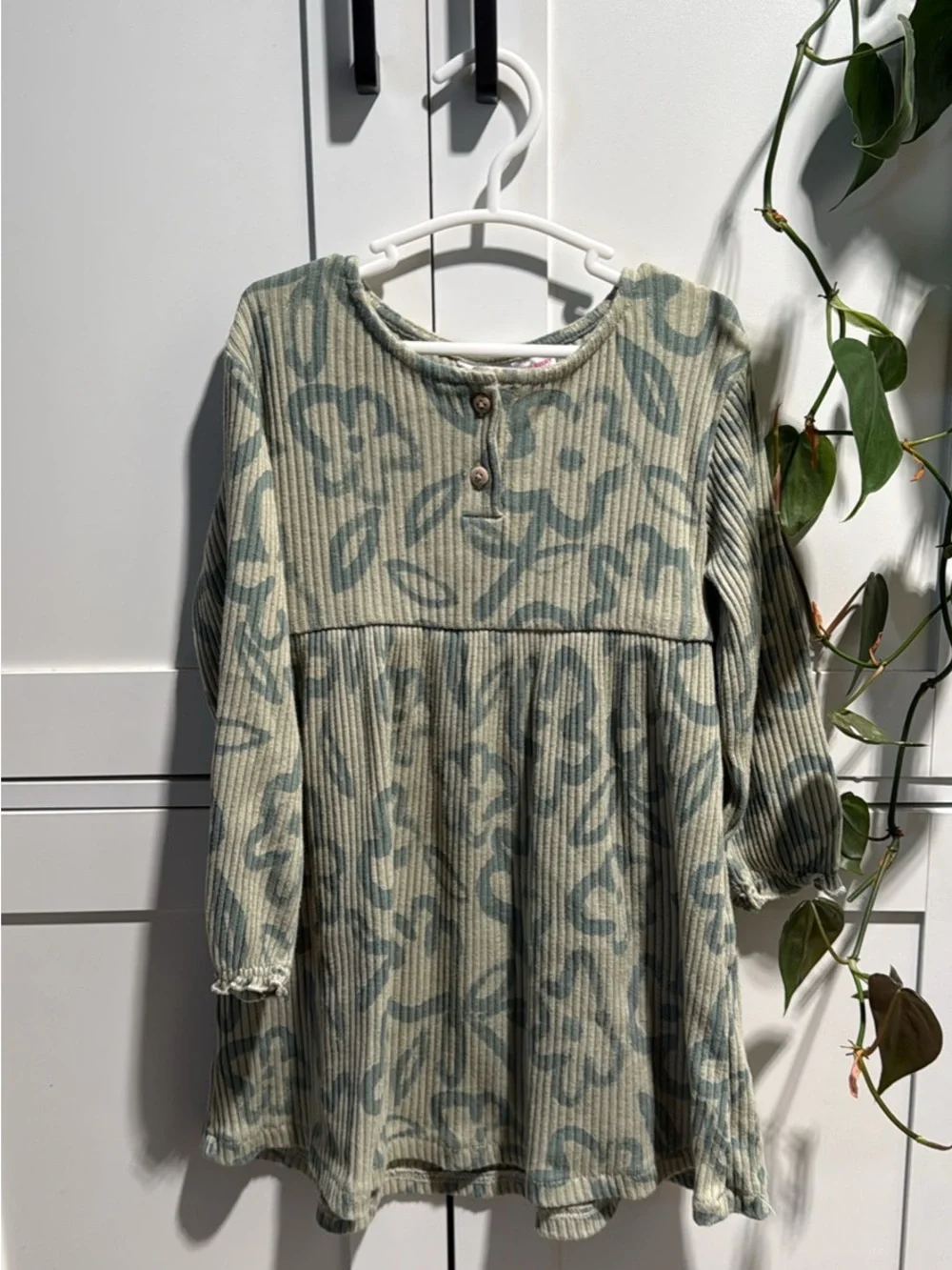 Zara good minimal